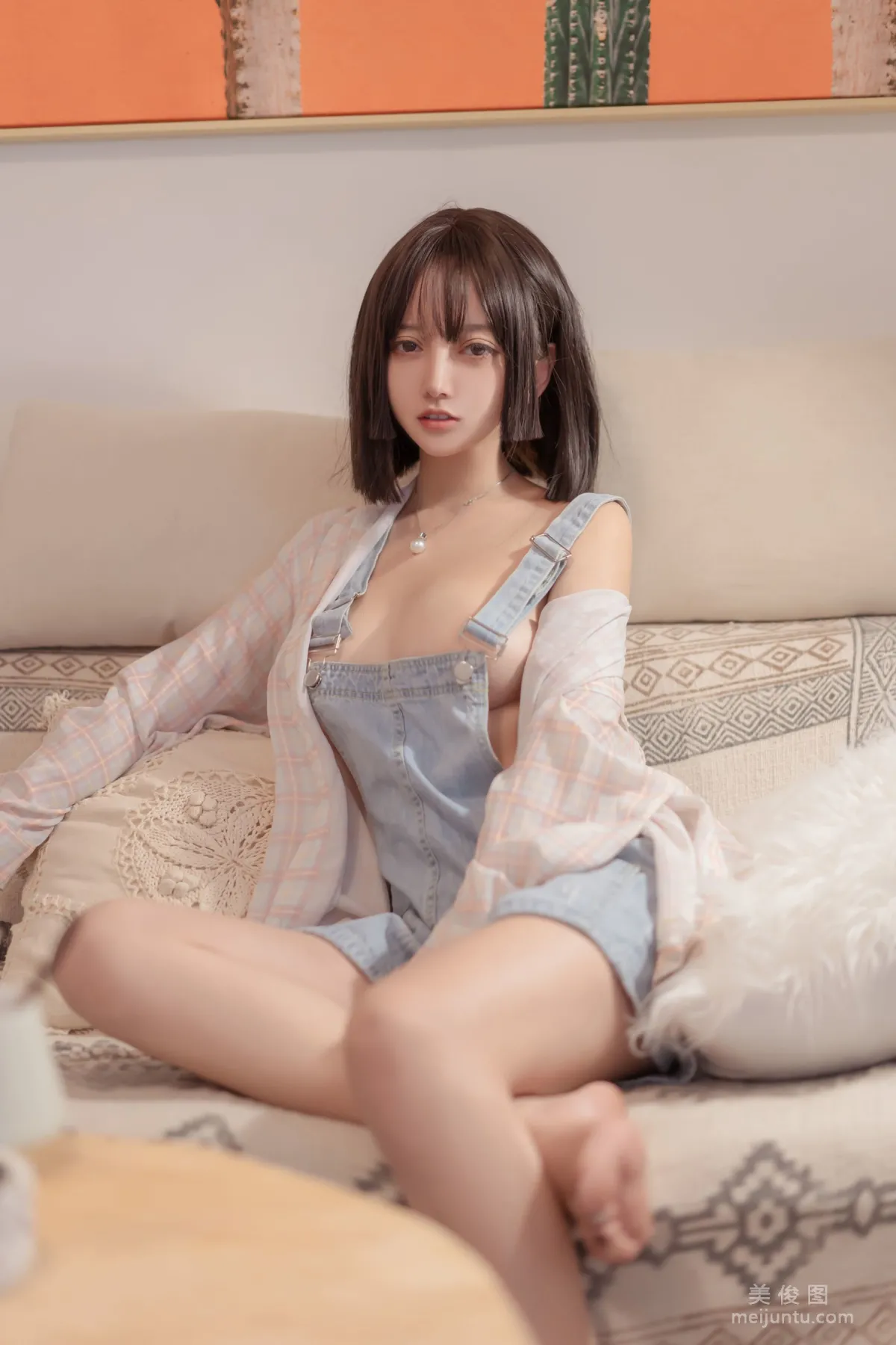 [美女Coser] 米线线sama 《背带裤》 写真集24