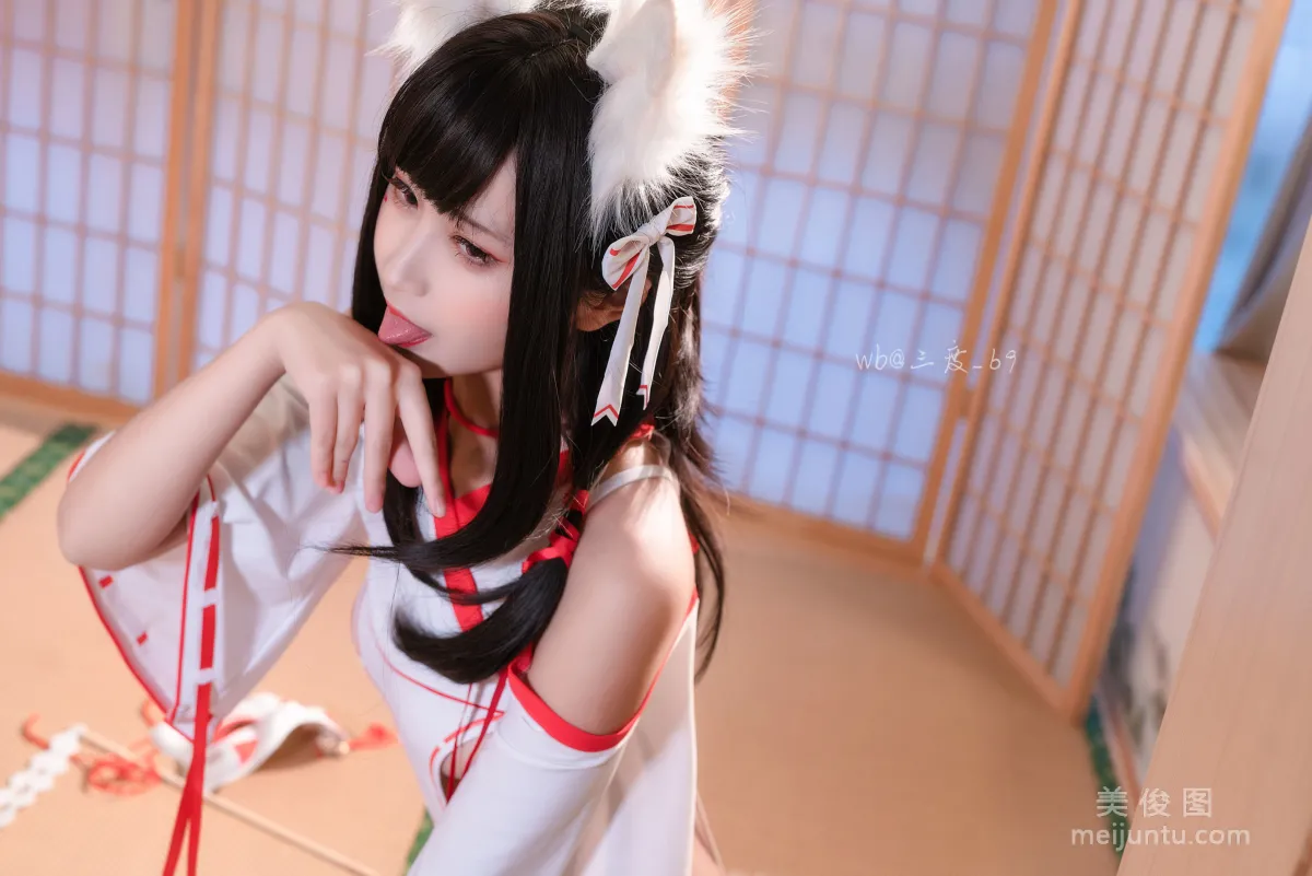 [Coser美女] 三度_69 《狐巫女》 写真集25