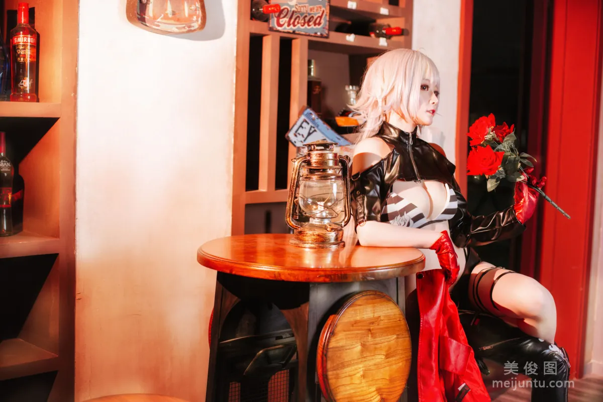[美女Coser] yui金鱼 《贞德》 写真集3