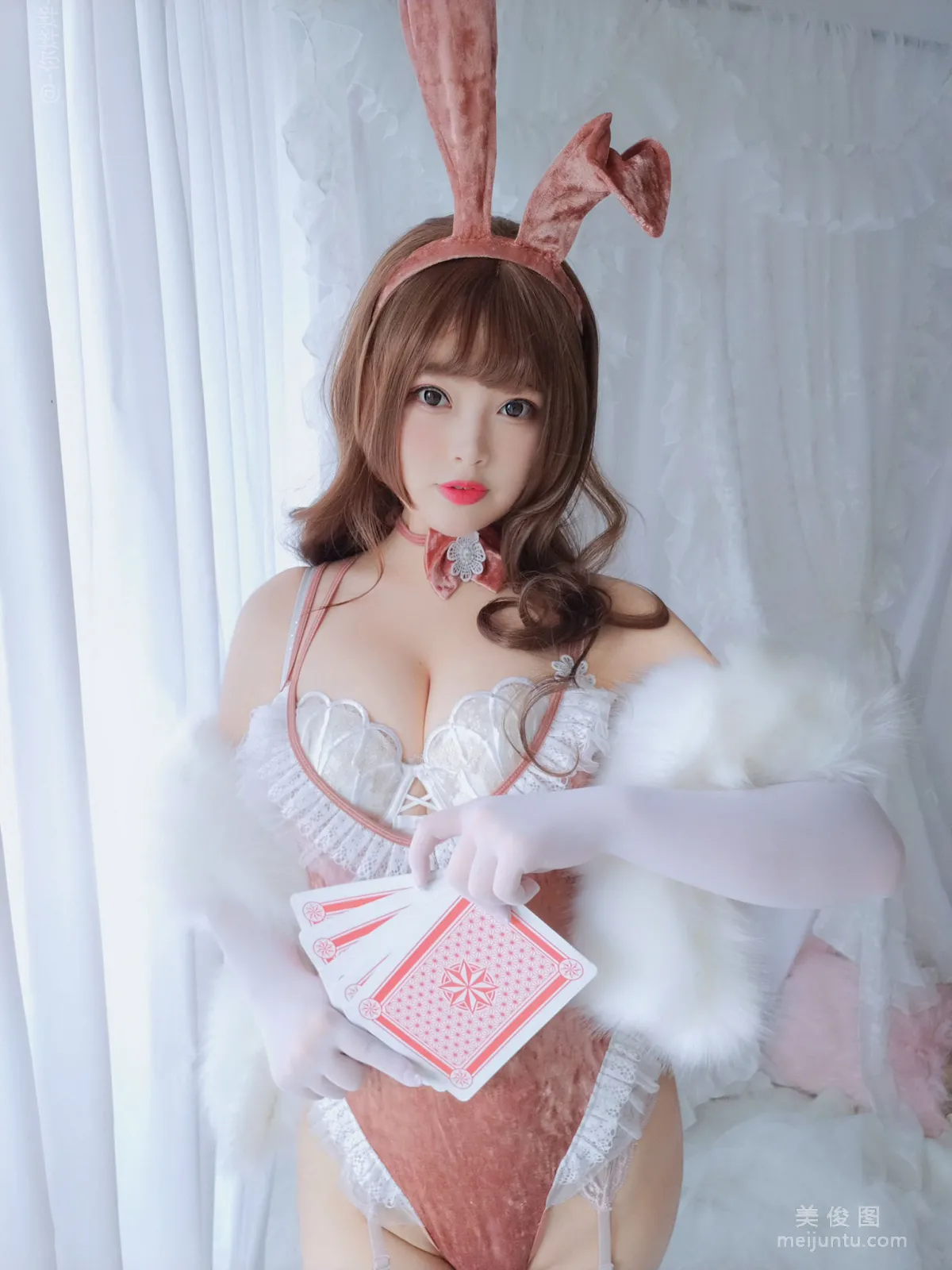 [美女网红Coser] -白烨- 《赌场女郎》 写真集2