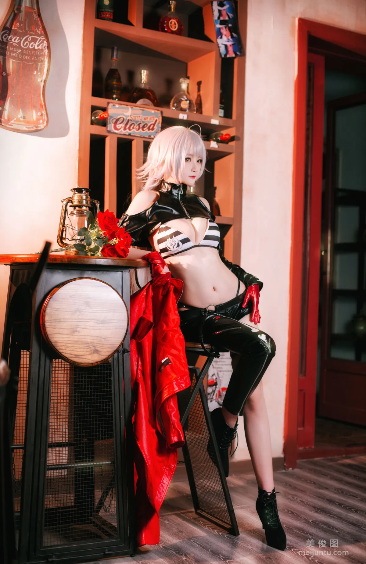 [美女Coser] yui金鱼 《贞德》 写真集11