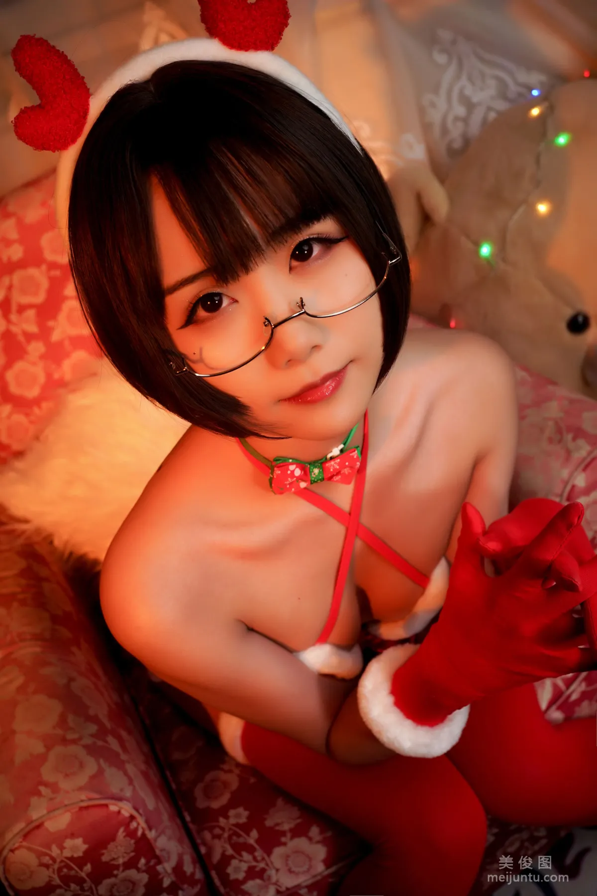 Internet Celebrity Coser Xiao Meiyan, Christmas Snowy Night Hymn Photo Set photo 12