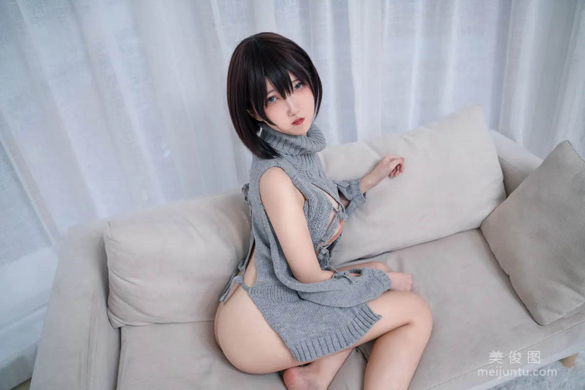 COS少女阿薰kaOri 《露背毛衣》 写真集9