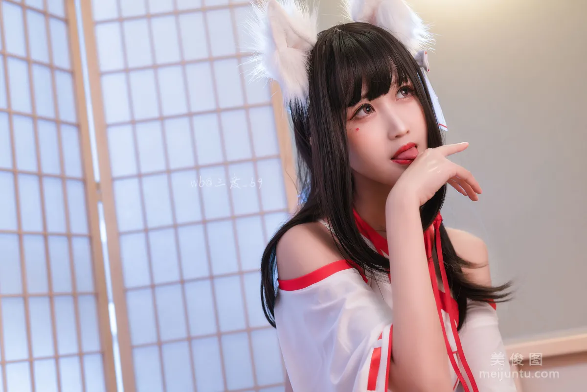 [Coser美女] 三度_69 《狐巫女》 写真集5
