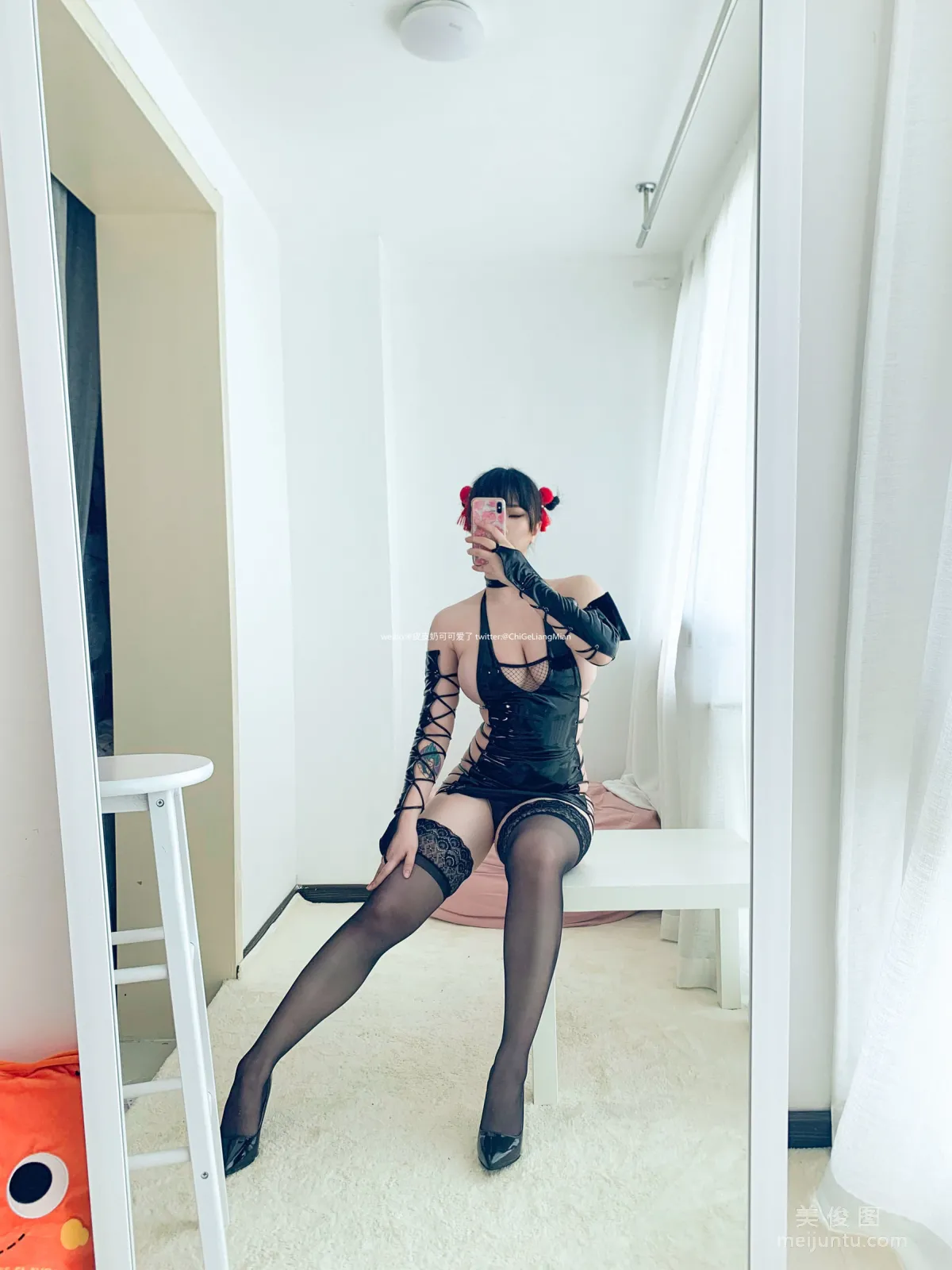 Pipi Naike Keai Lela Ninja Leather Photo Set photo 3
