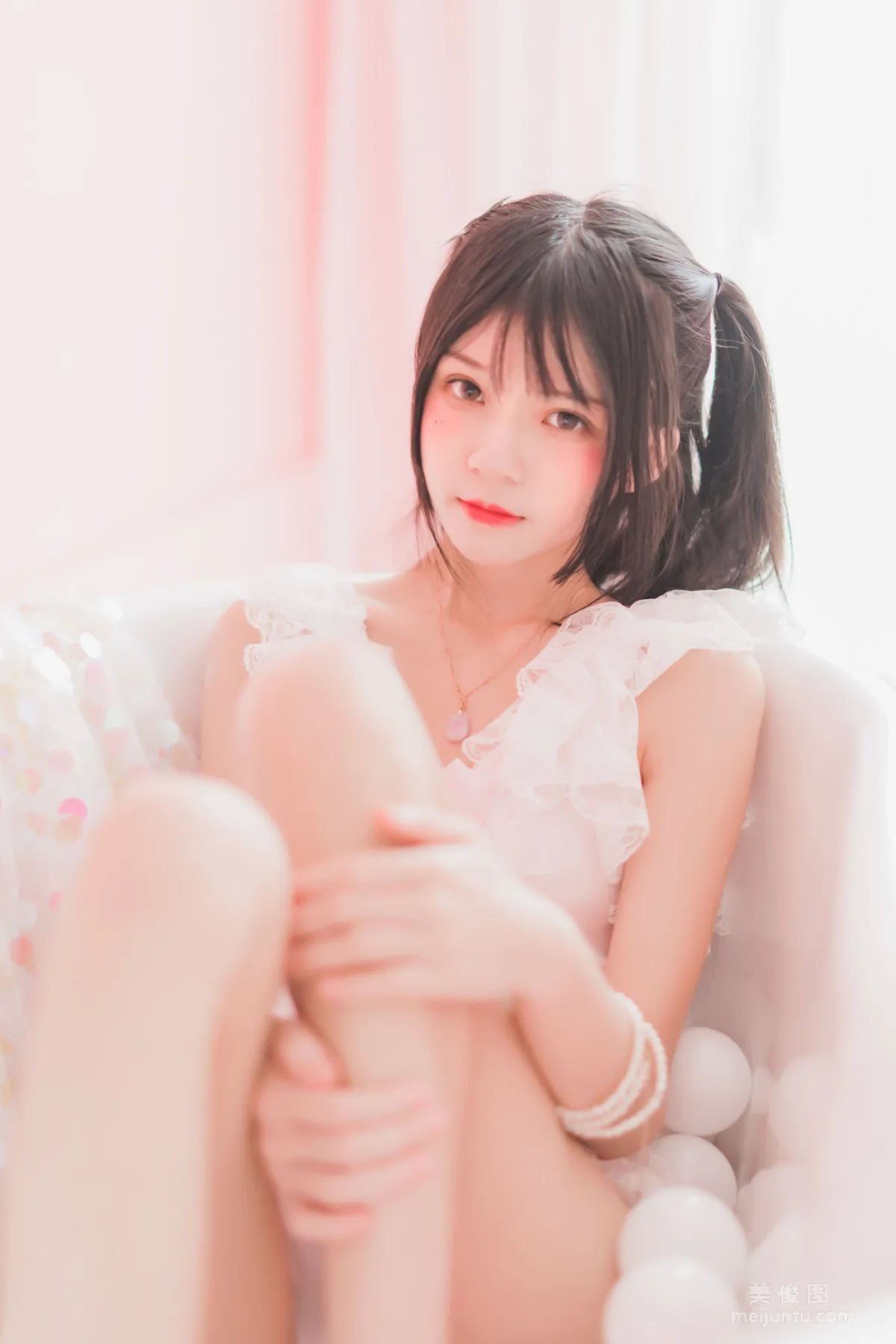 Ying Taomiao: Web Idols photo 33