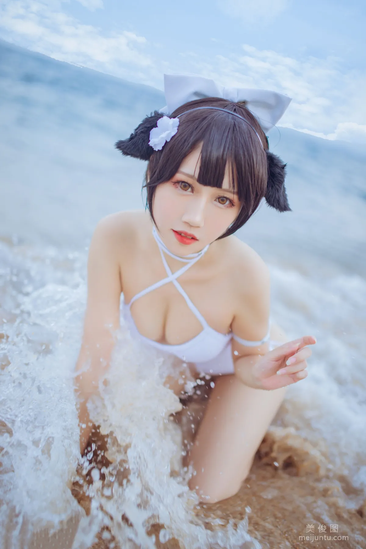 Douniang Lishi x Bu Daimao, Mastiff Beach Swimwear Photo Set photo 34
