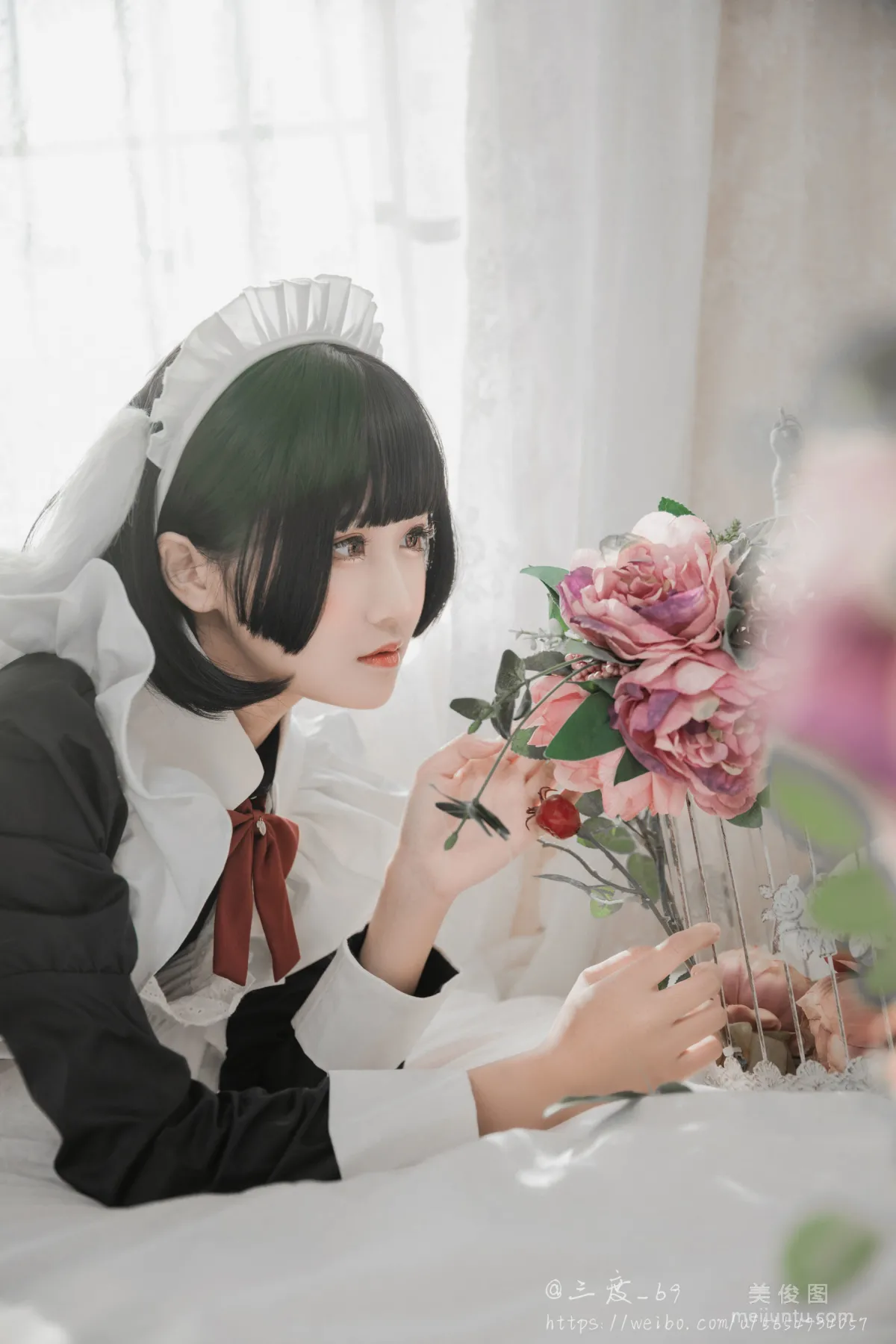 [Coser美女] 三度_69 《兔耳女仆》 寫真集 2