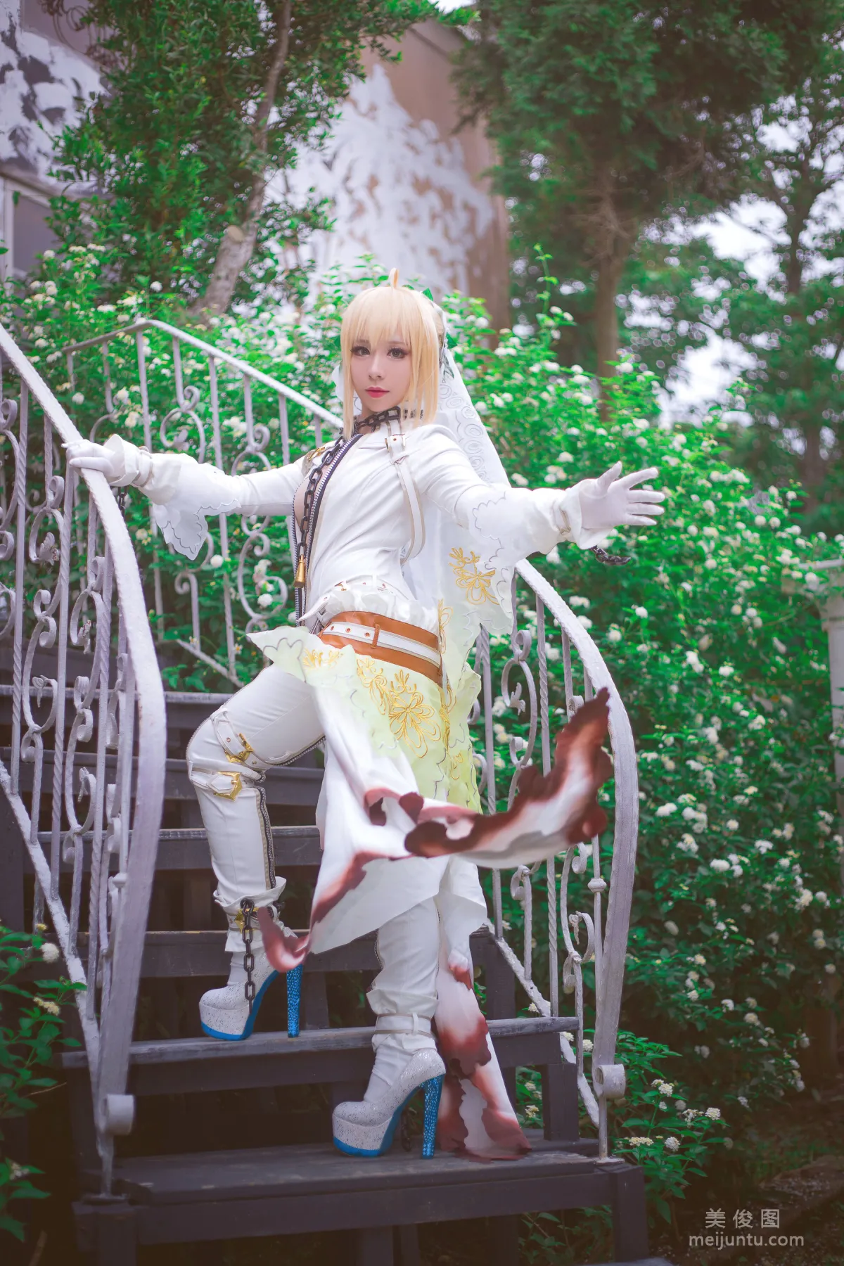 Coser Qianxun Daren, Nero's Bride Photo Set photo 12