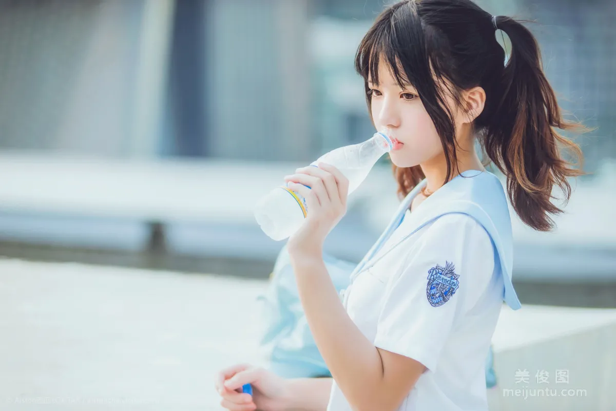 Ying Taomiao: Web Idols photo 8
