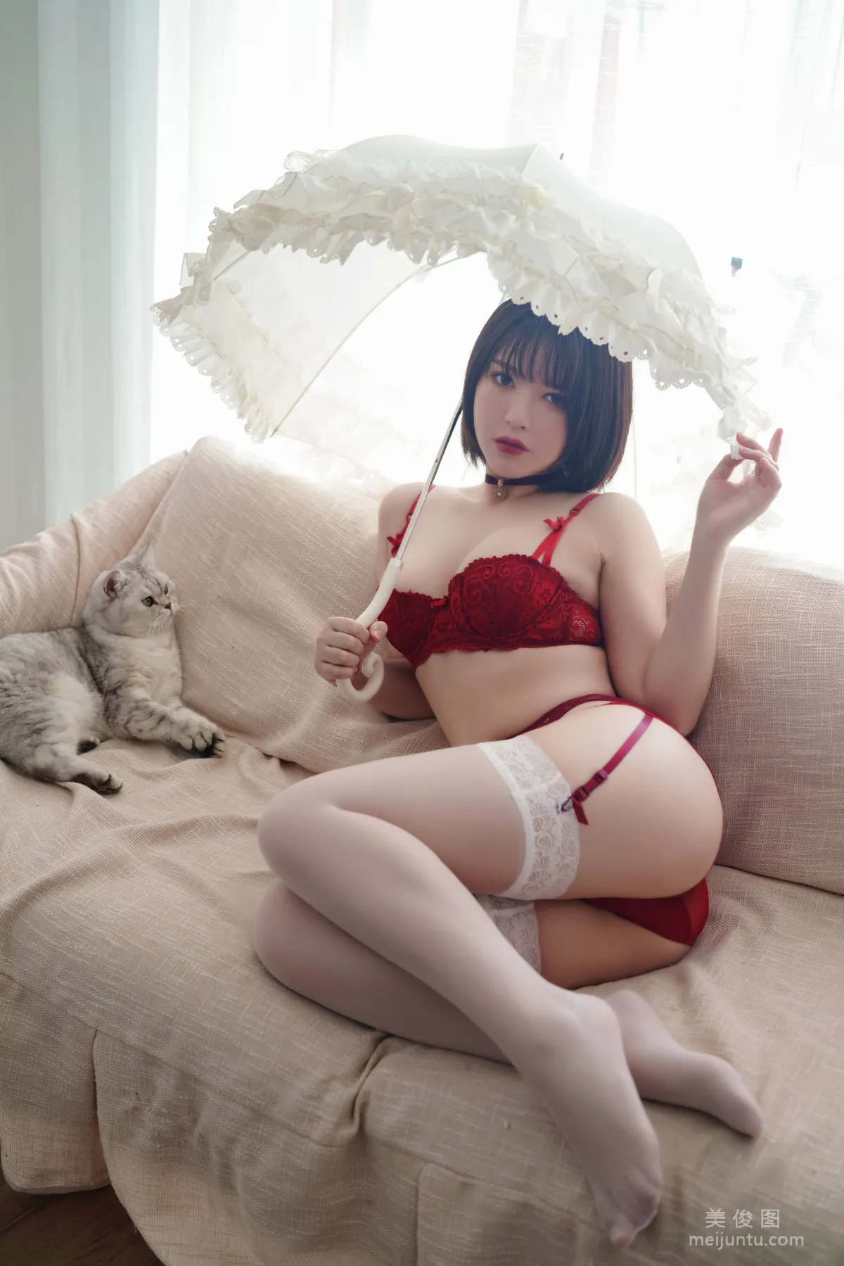 半半子 《赤紅 AKABENI BANBANKO Vol.02》 寫真集 10