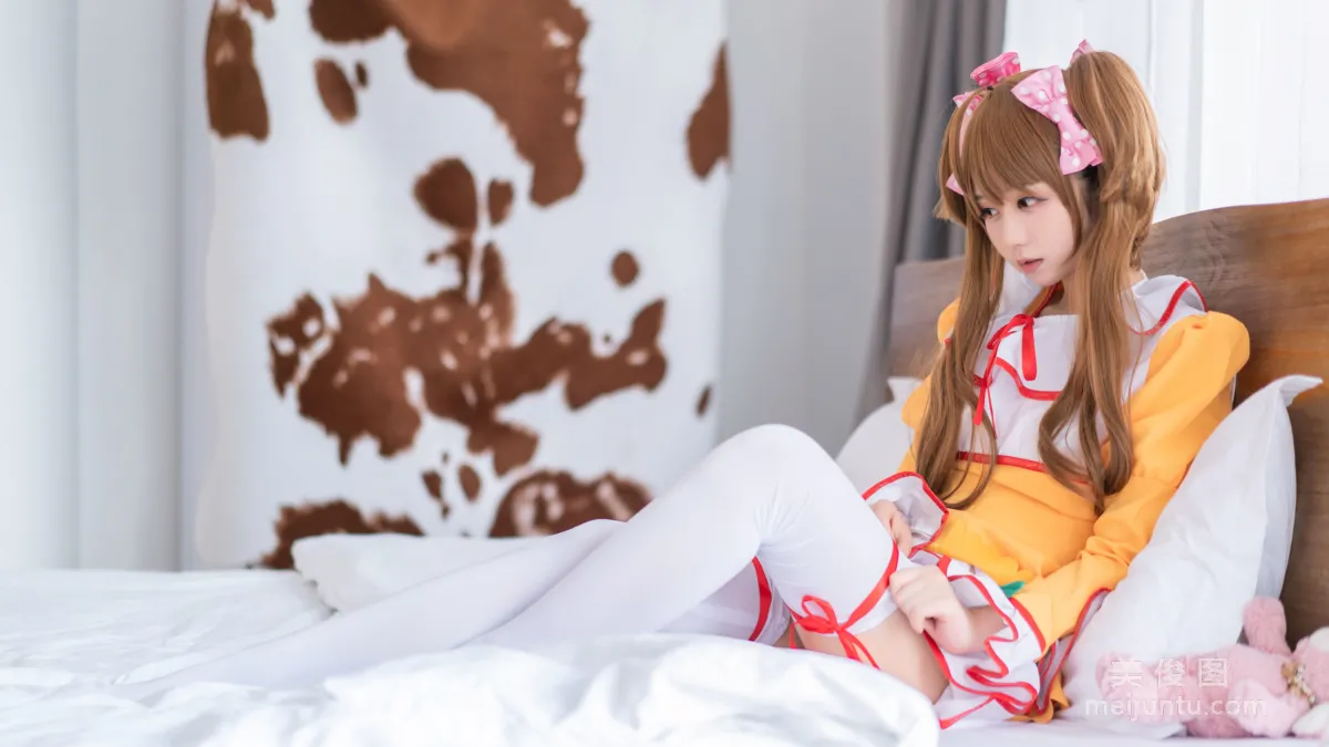 微博網紅COSER姬鏡醬 《紡》 寫真集 3