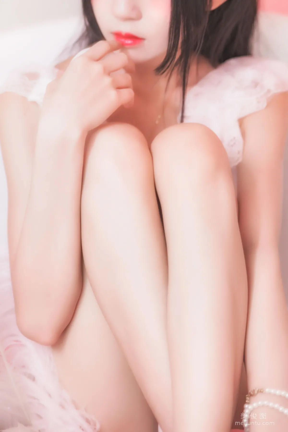 Ying Taomiao: Web Idols photo 11