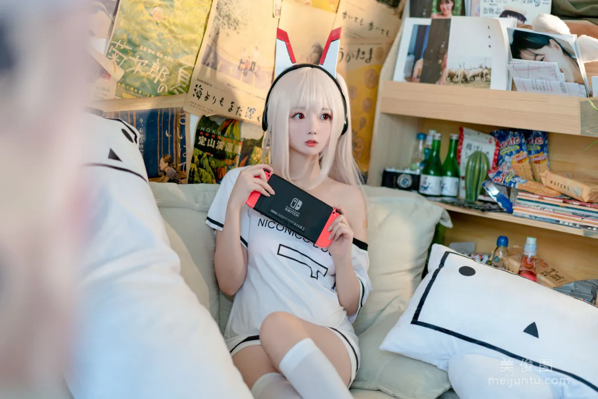 美女Coser绫波 《碧藍航線》 寫真集 16