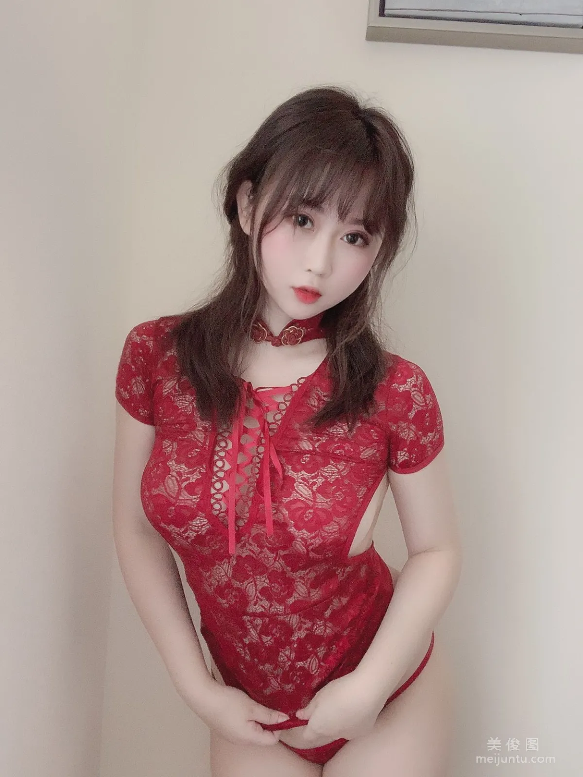 [美女Coser] 是依醬呀 《紅色旗袍》 寫真集 5