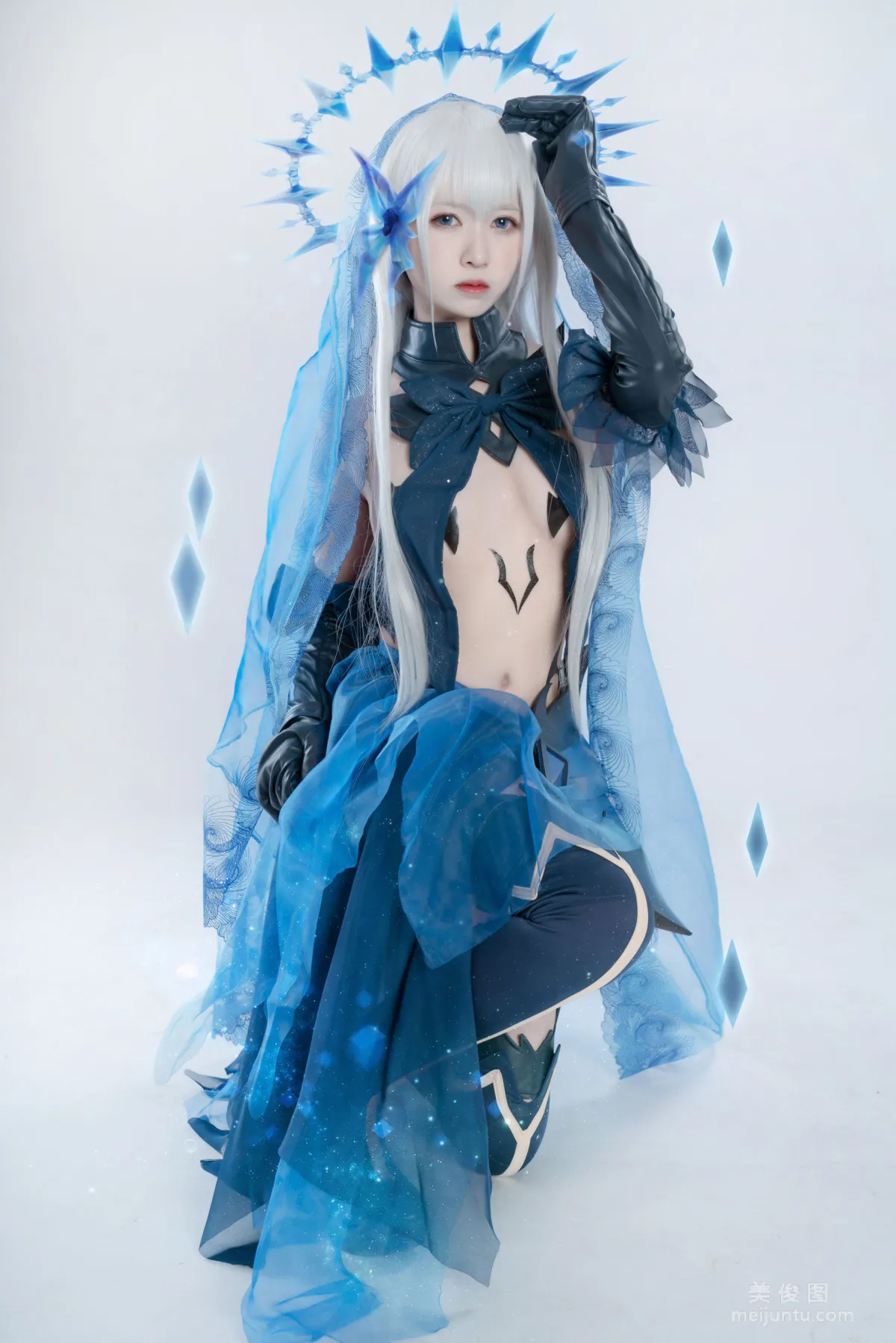 Manyu Feier: Web Idols photo 6