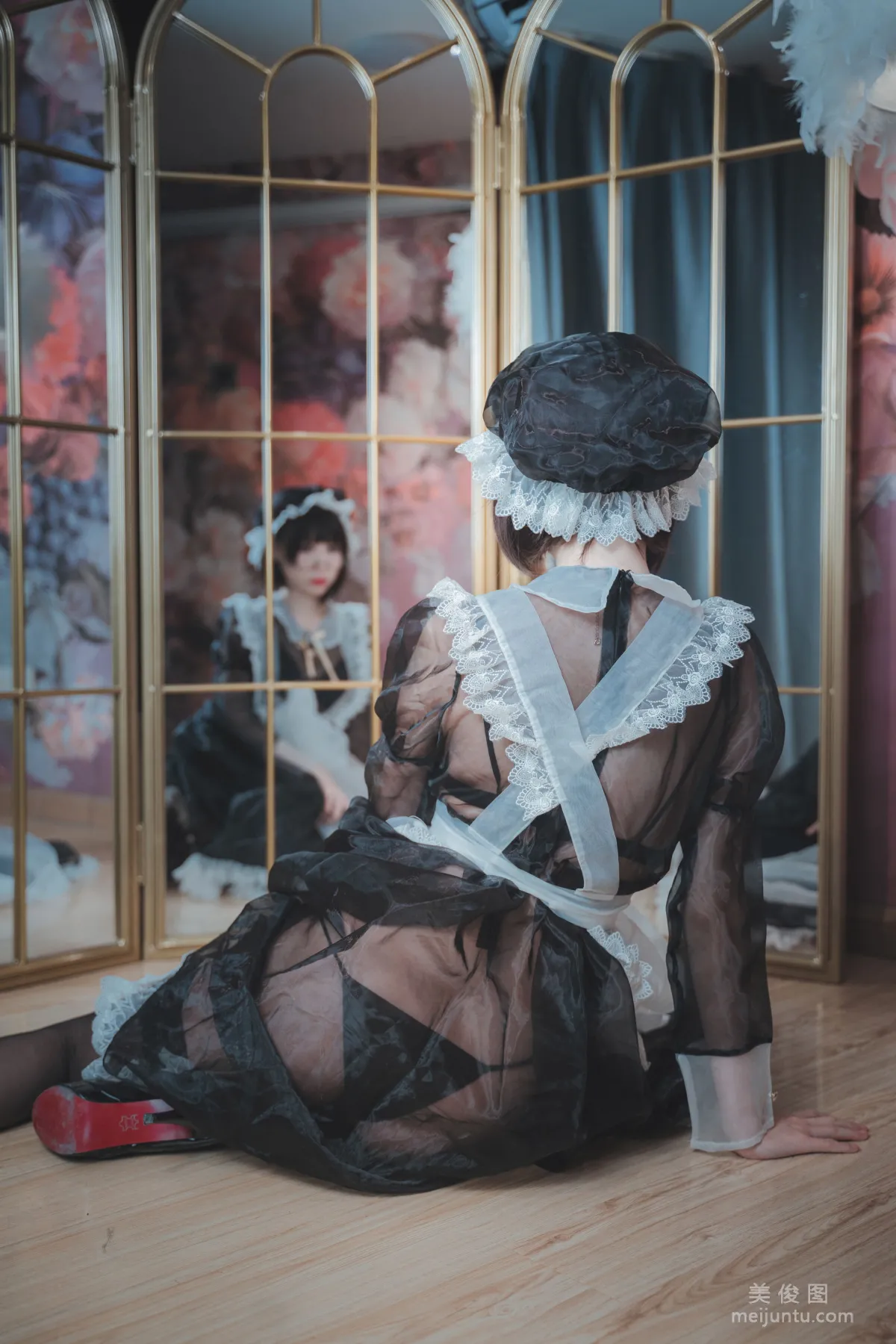萌妹子Coser南鸽 《透明女仆》 写真集25