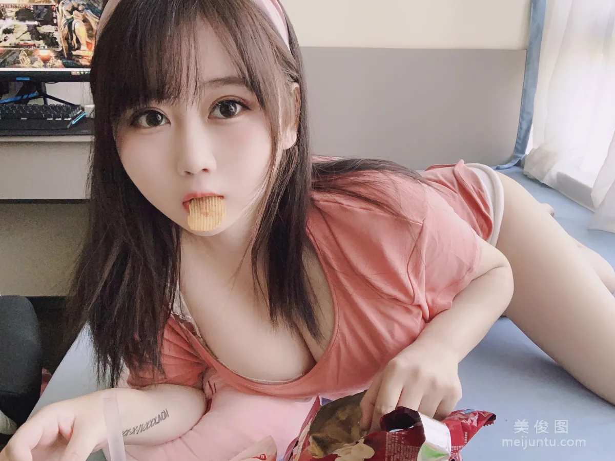 Shiyi Jiangya: Web Idols photo 22