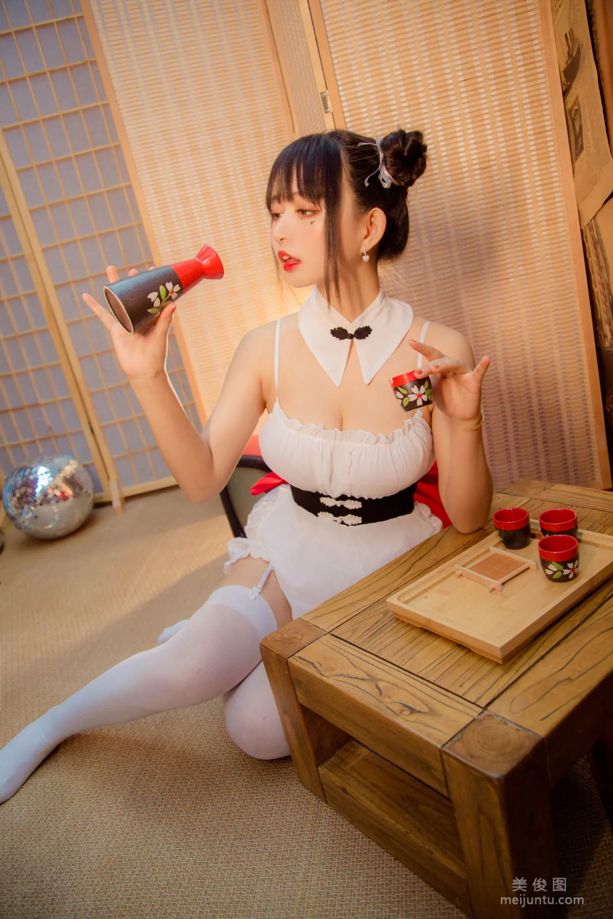 [Web Idols] Black Cat OvO, Chinese Style Photo Set photo 2