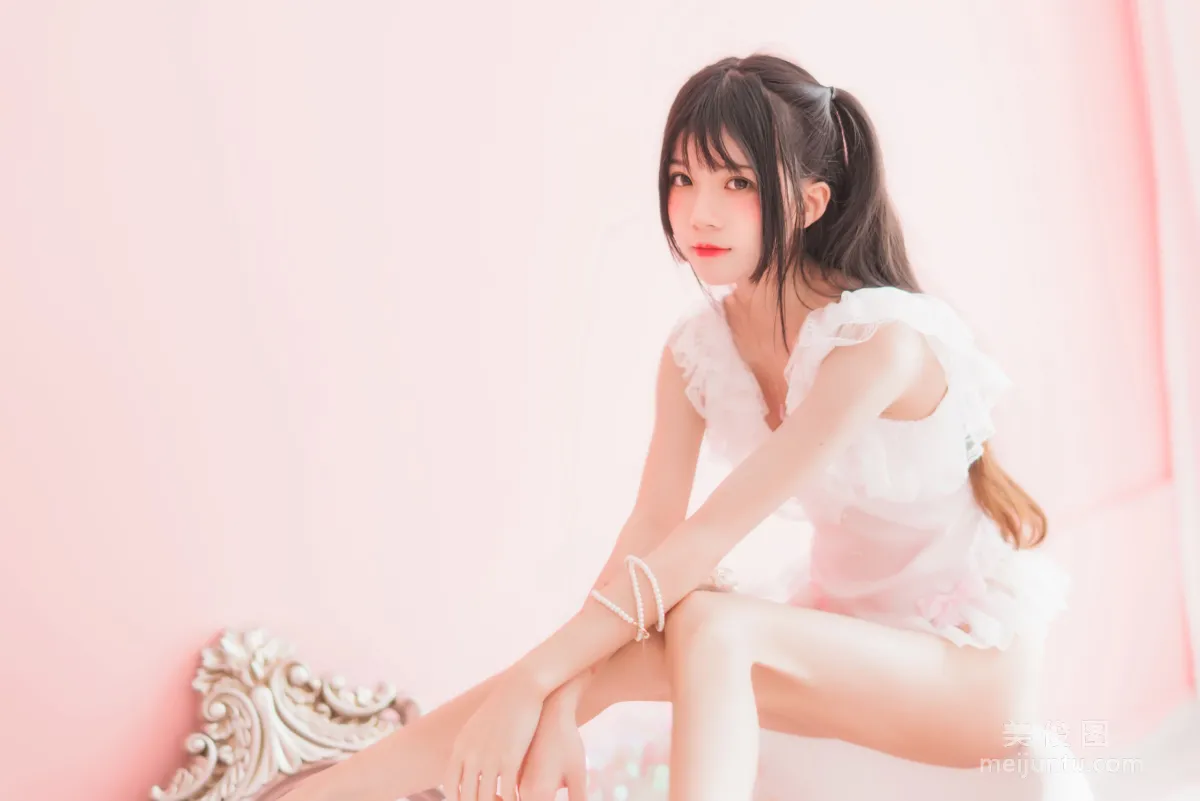 Ying Taomiao: Web Idols photo 40