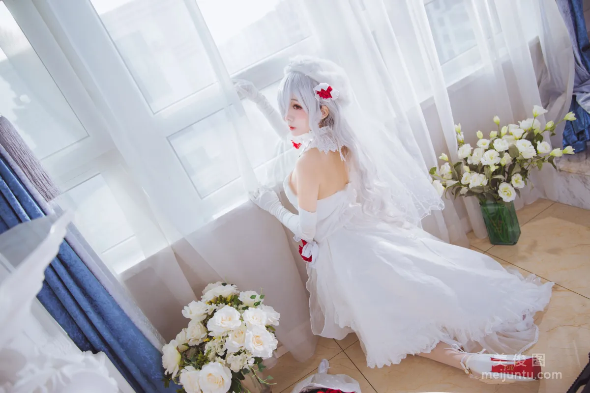 [网红Coser] 日奈娇 《g36c 礼服》 写真集18