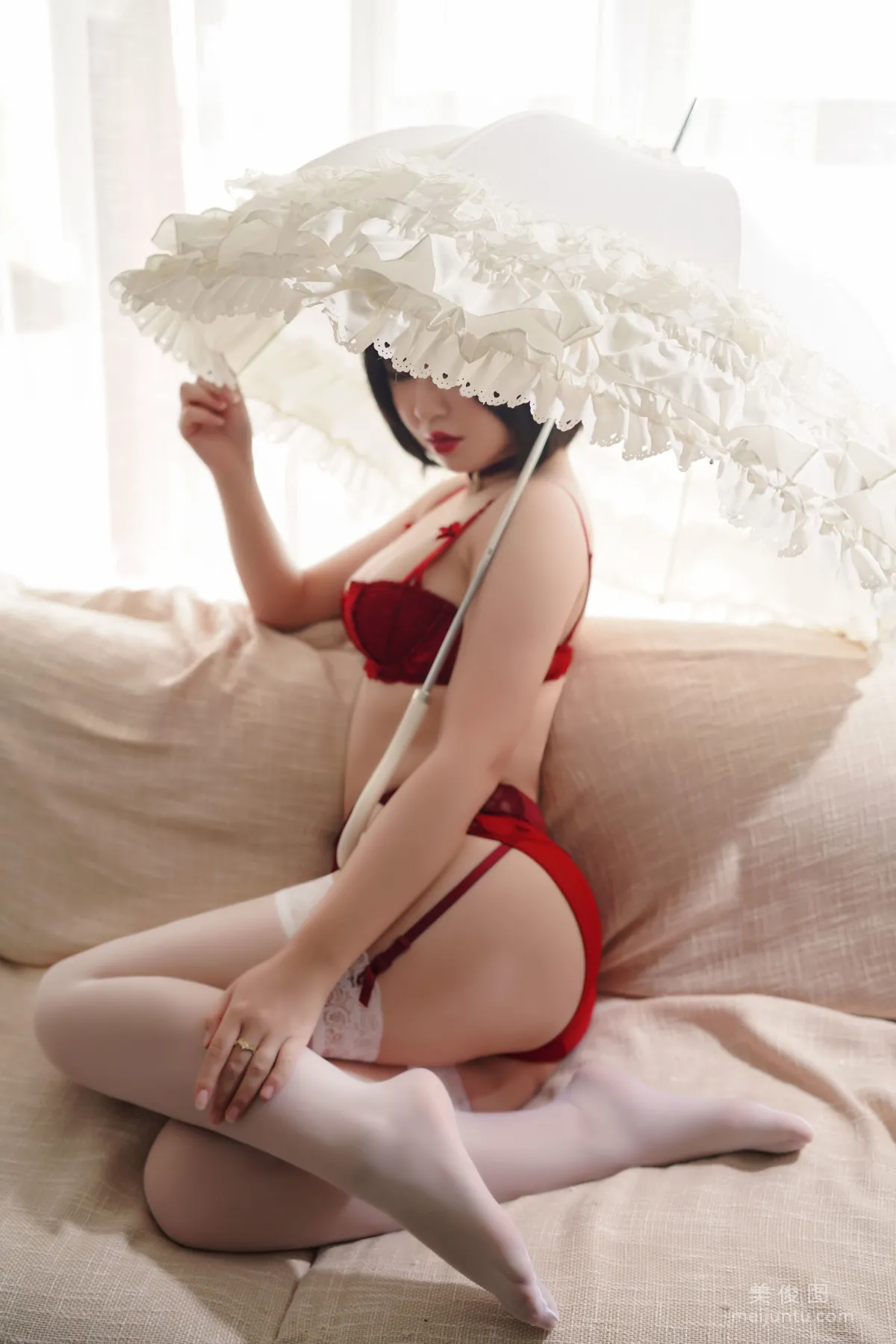 半半子 《赤紅 AKABENI BANBANKO Vol.02》 寫真集 21