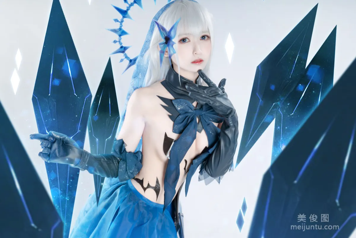 Manyu Feier: Web Idols photo 3