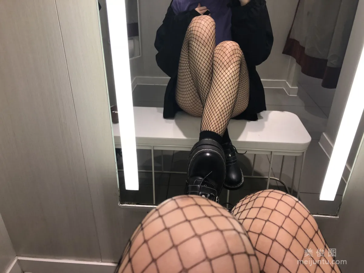 眼酱大魔王w 《试衣间》 写真集15