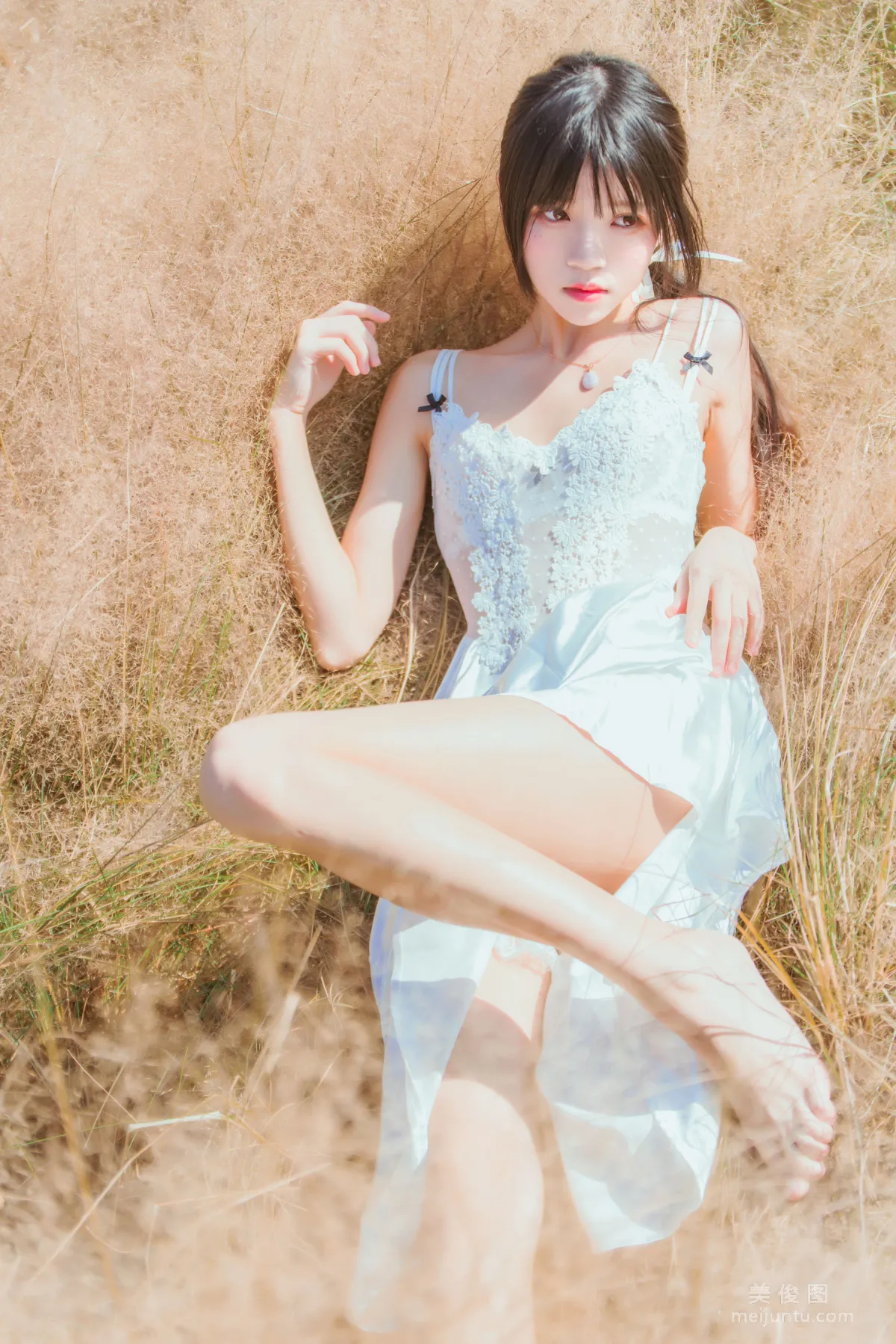 Ying Taomiao: Web Idols photo 15