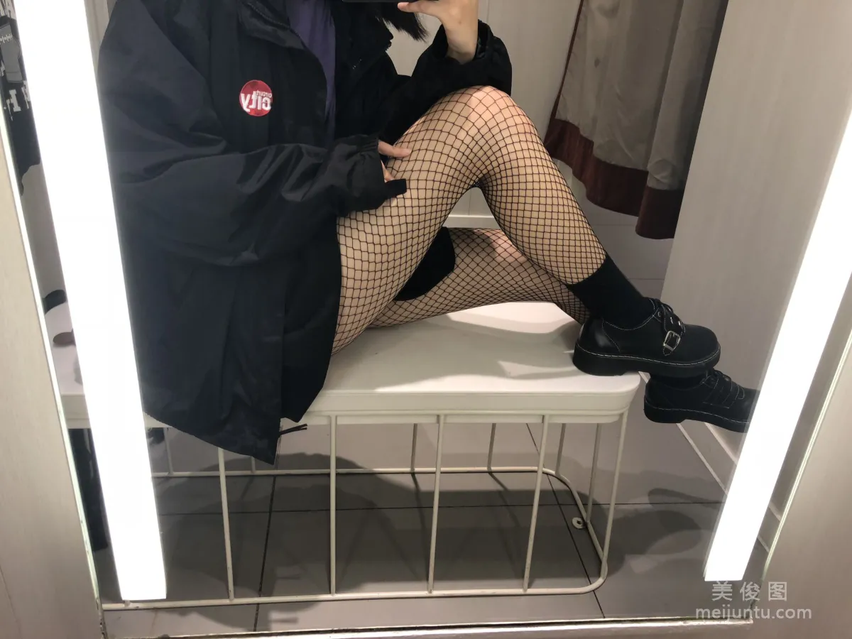 眼酱大魔王w 《试衣间》 写真集13