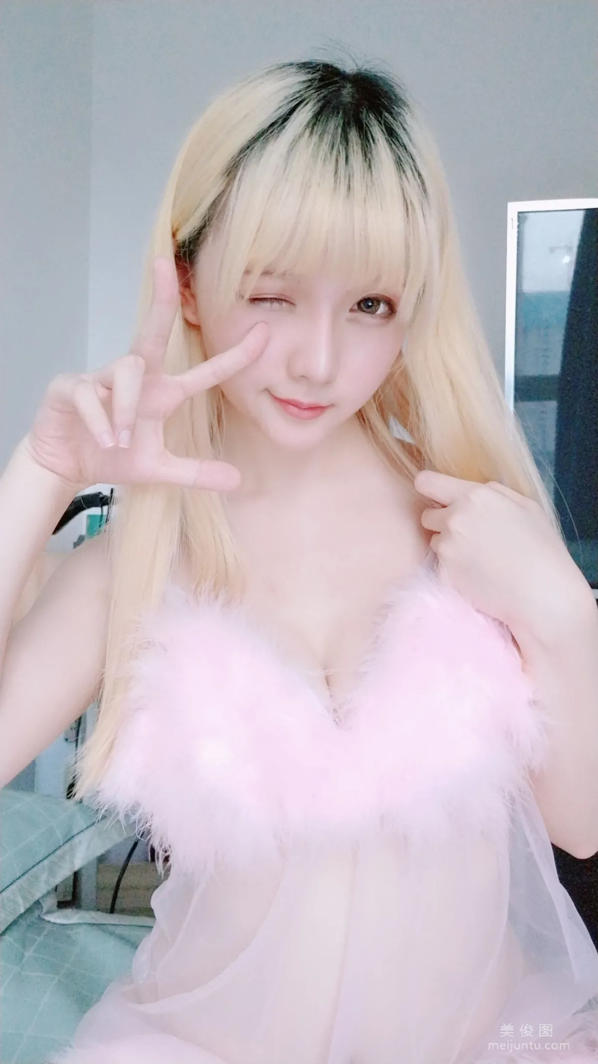 [Web Idols Coser] Xingzhi Chichi, Pink Pajamas, Photo Set photo 62