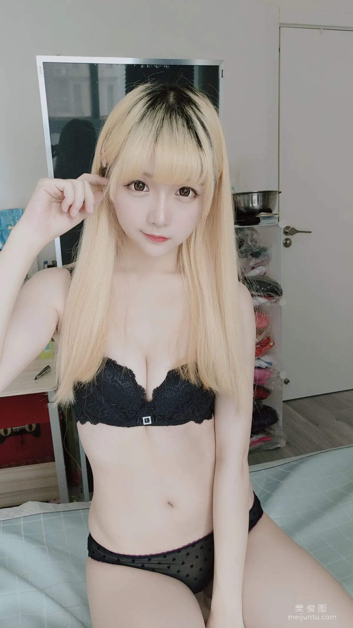 Xingzhi Chichi, JK Plaid Skirt Photo Set photo 12