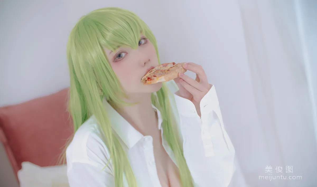 [美女Coser] 起司块wii 《白衬衣》 写真集5