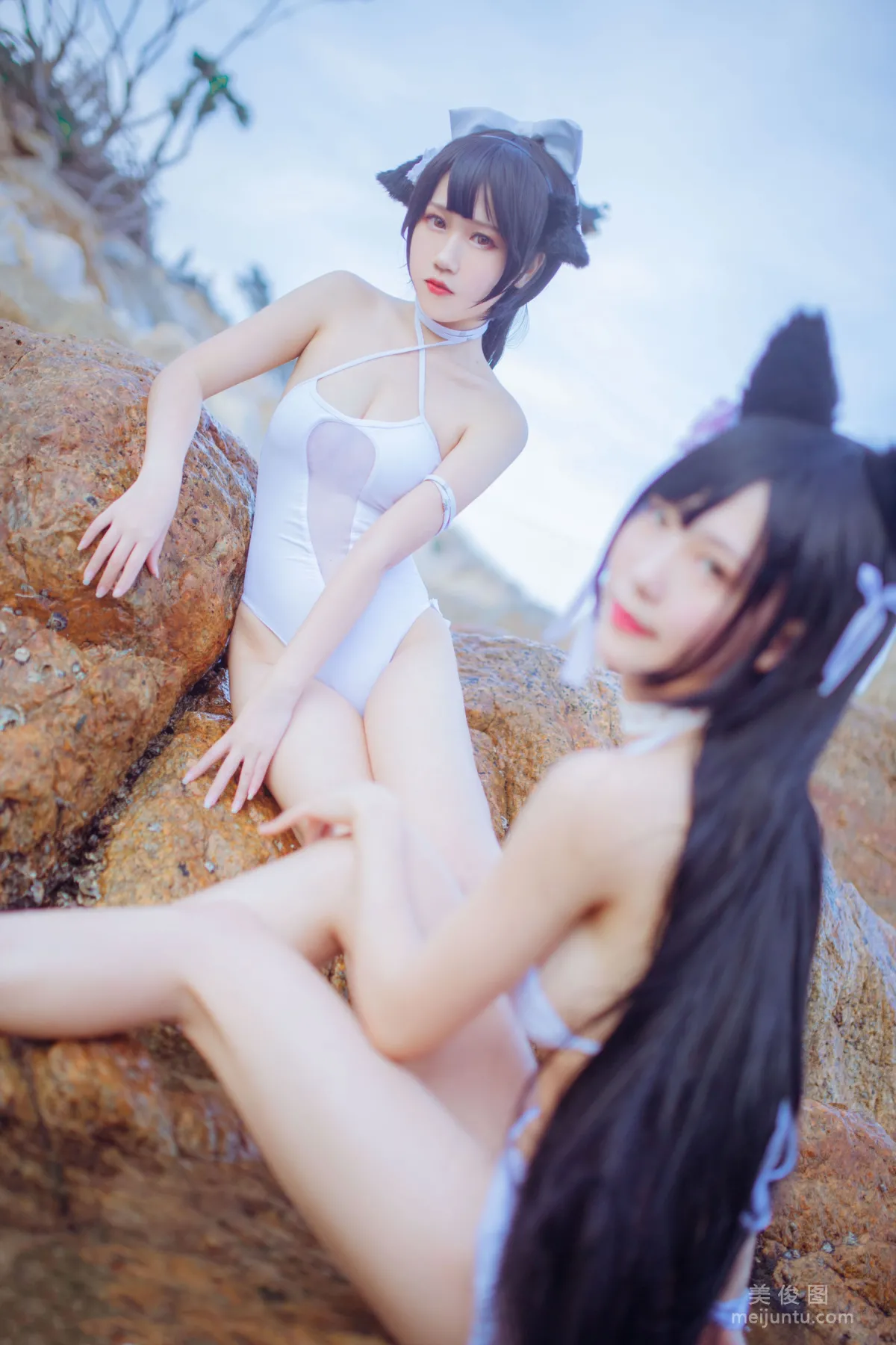 Douniang Lishi x Bu Daimao, Mastiff Beach Swimwear Photo Set photo 24
