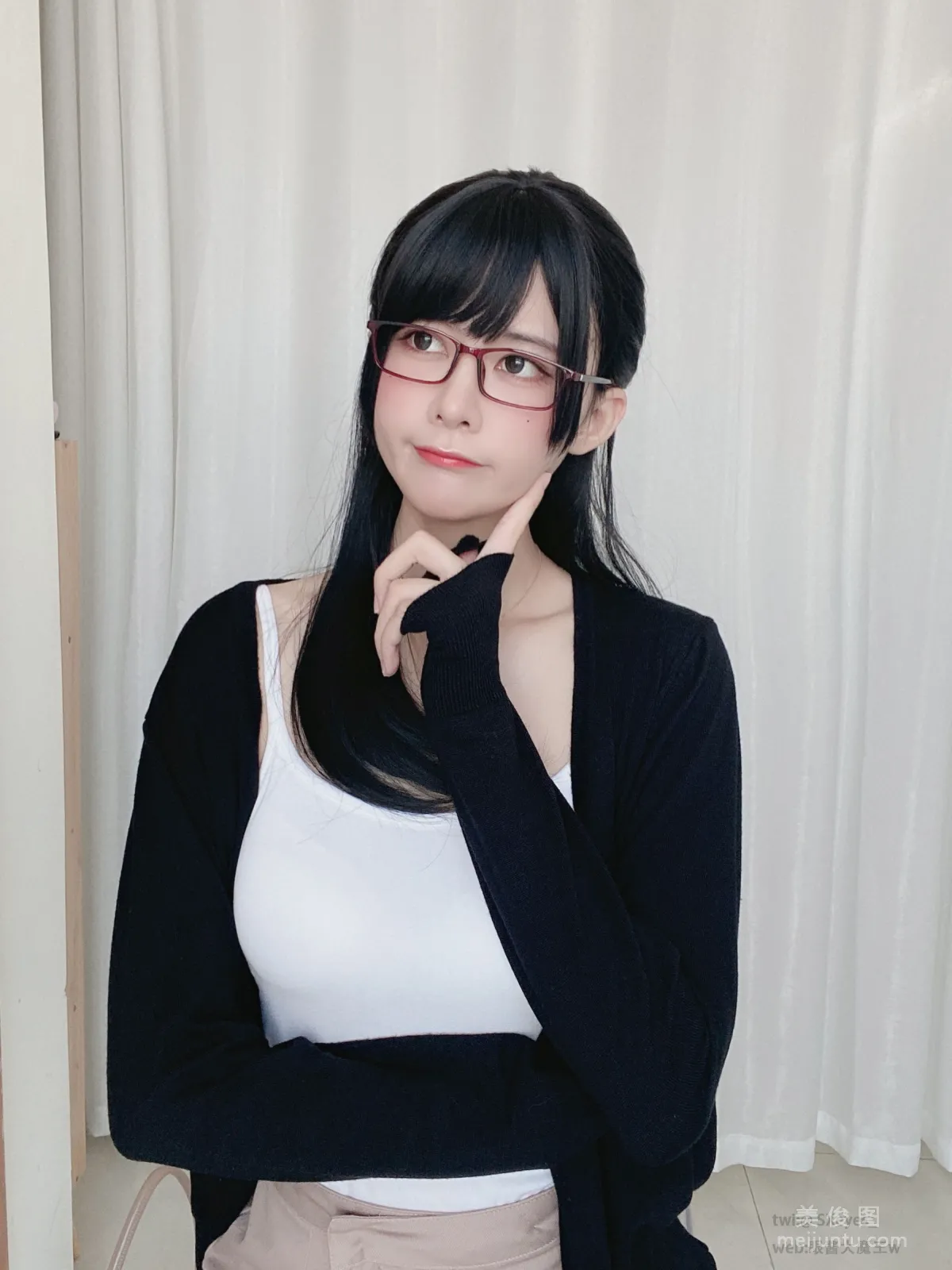 眼酱大魔王w 《爱喝可乐的OL》 写真集28