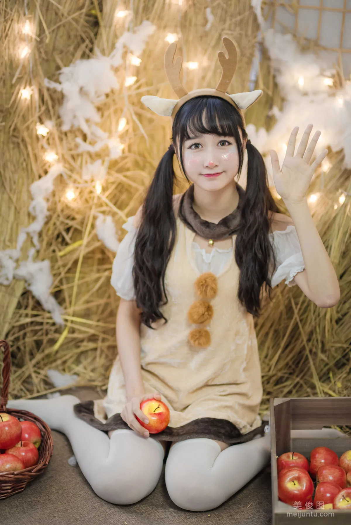 Mu Mianmian OwO, Santa Claus and Reindeer-chan Photo Set photo 46
