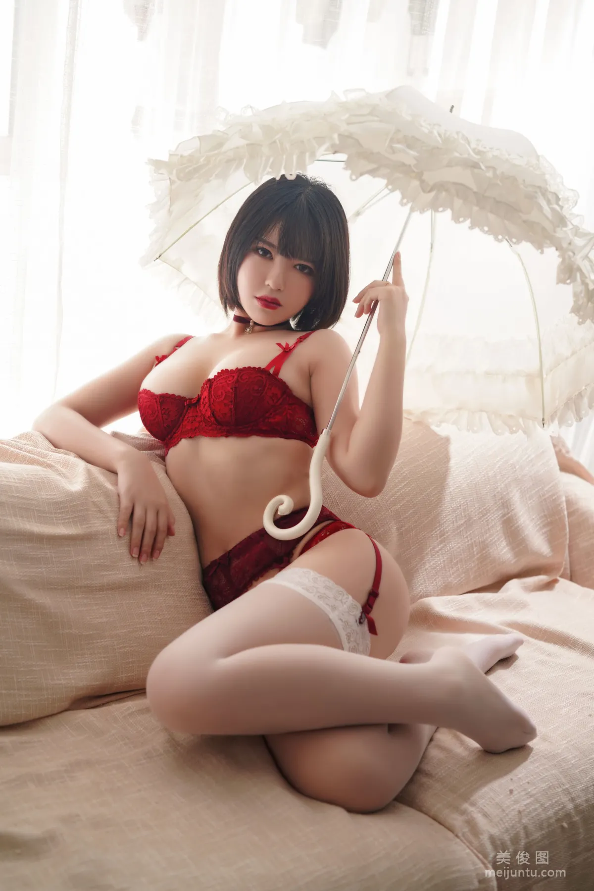 半半子 《赤紅 AKABENI BANBANKO Vol.02》 寫真集 19