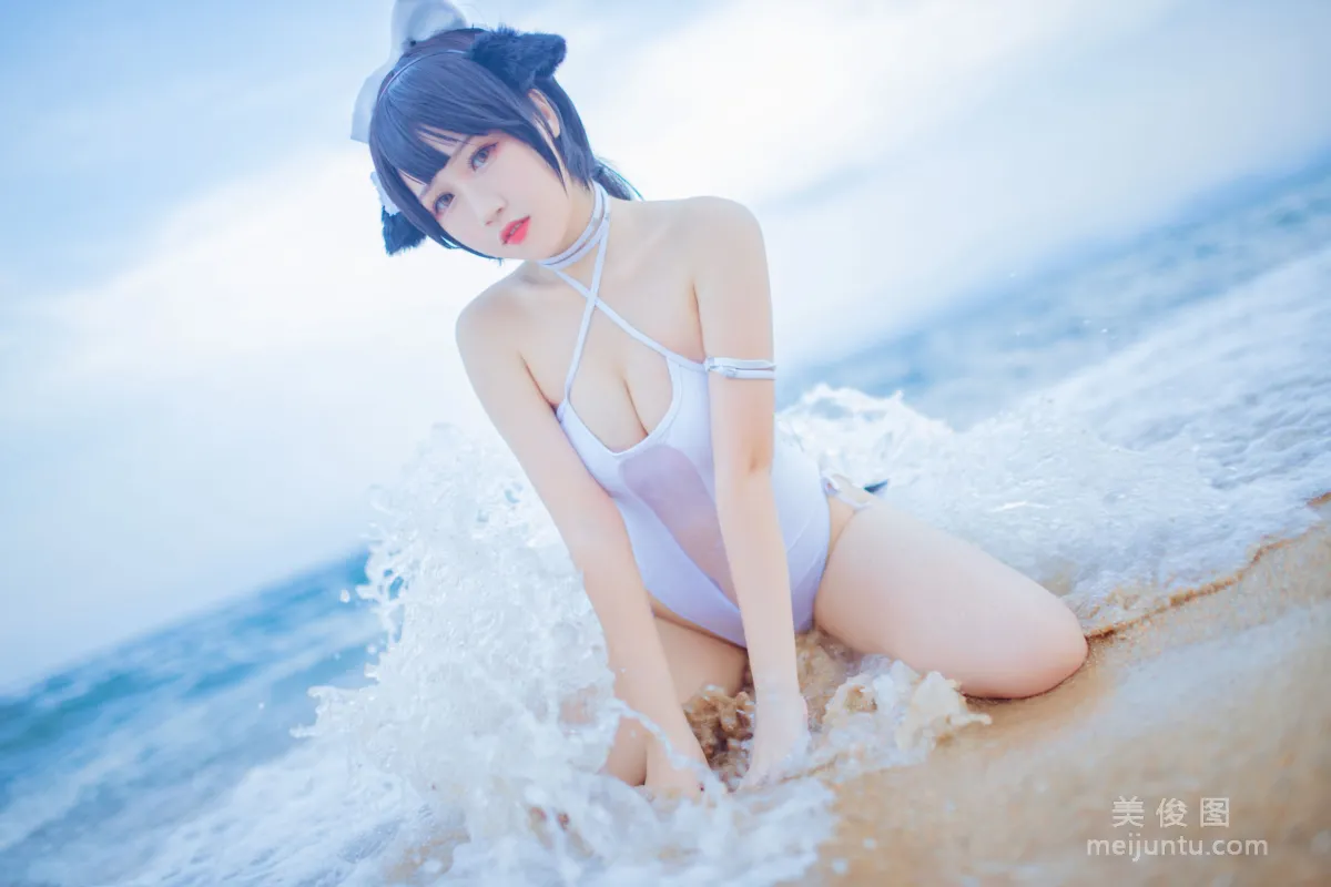 Douniang Lishi x Bu Daimao, Mastiff Beach Swimwear Photo Set photo 35