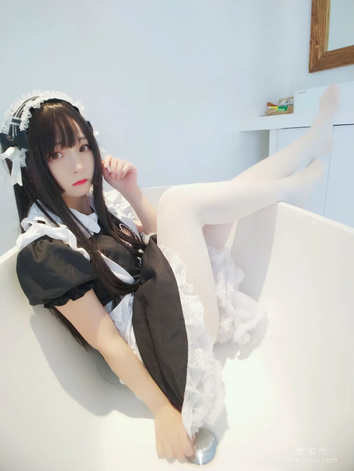 [Web Idols Coser] Guchuan kagura, Black and White Maid, Photo Set photo 14