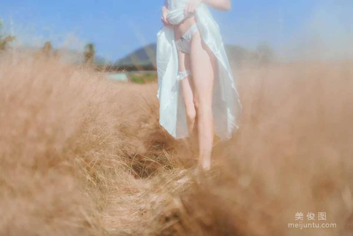 Ying Taomiao: Web Idols photo 23