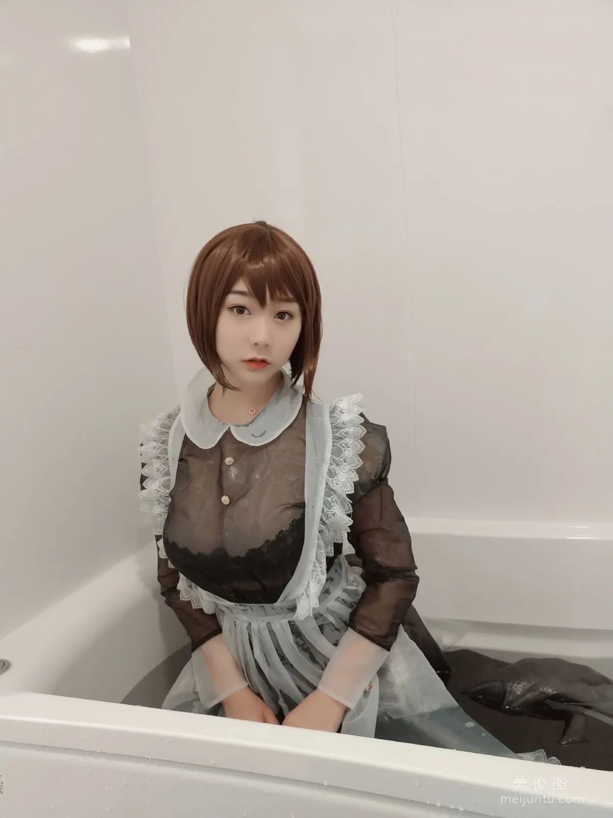 [网红Coser] 三刀刀Miido 《透明女仆》 写真集29