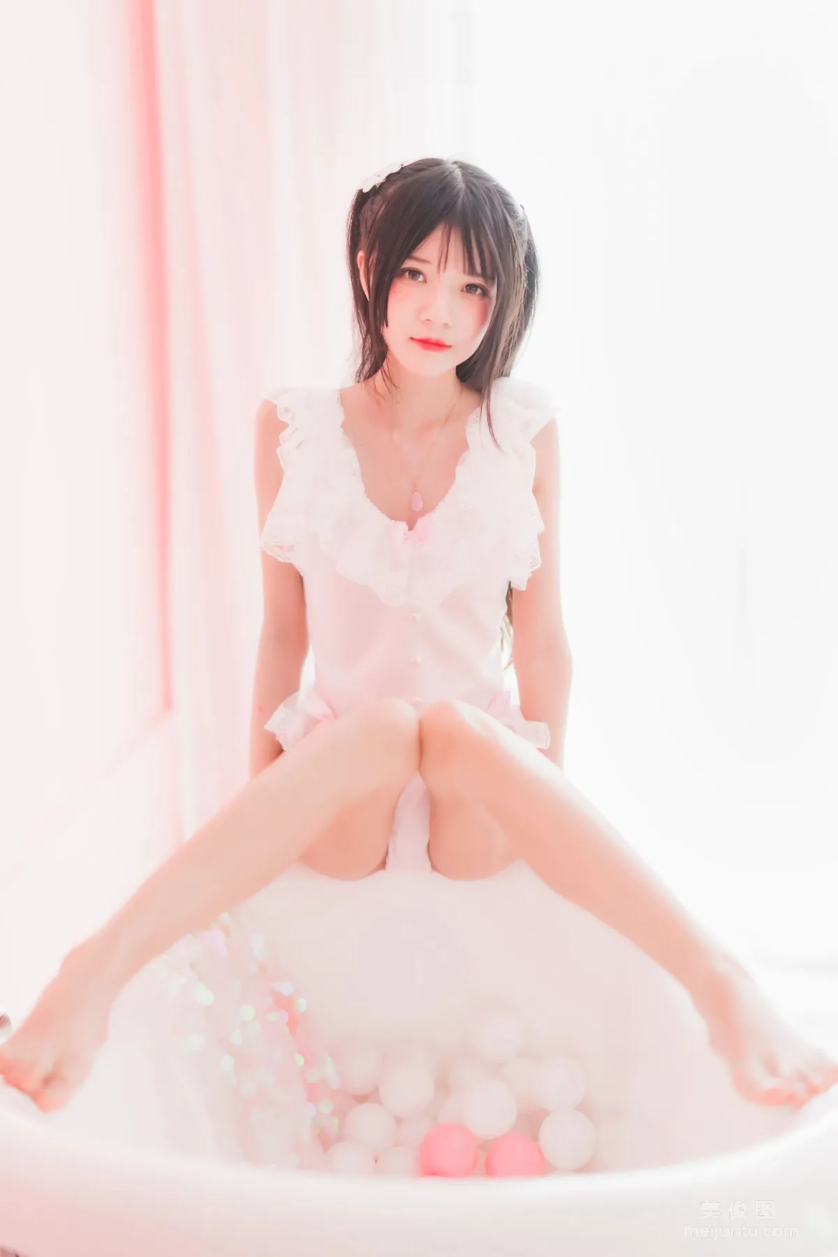 Ying Taomiao: Web Idols photo 39