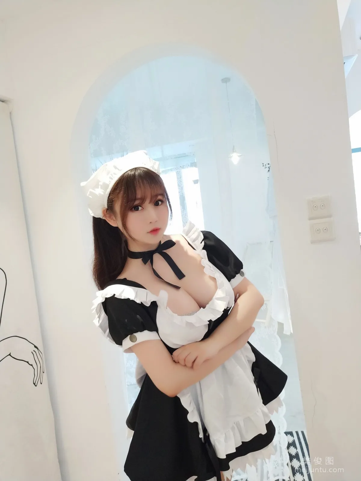 [美女Coser] 是依酱呀 《女仆2.0》 写真集7