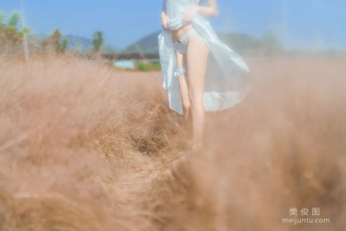 Ying Taomiao: Web Idols photo 22