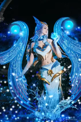 Coser戚顧兒MIKI 《王者榮耀 武則天海洋之心》 寫真集