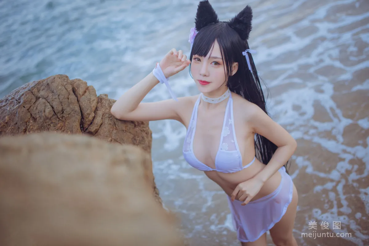 Douniang Lishi x Bu Daimao, Mastiff Beach Swimwear Photo Set photo 41