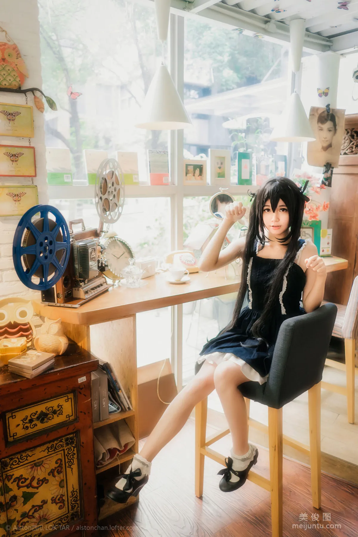 Ying Taomiao: Web Idols photo 9