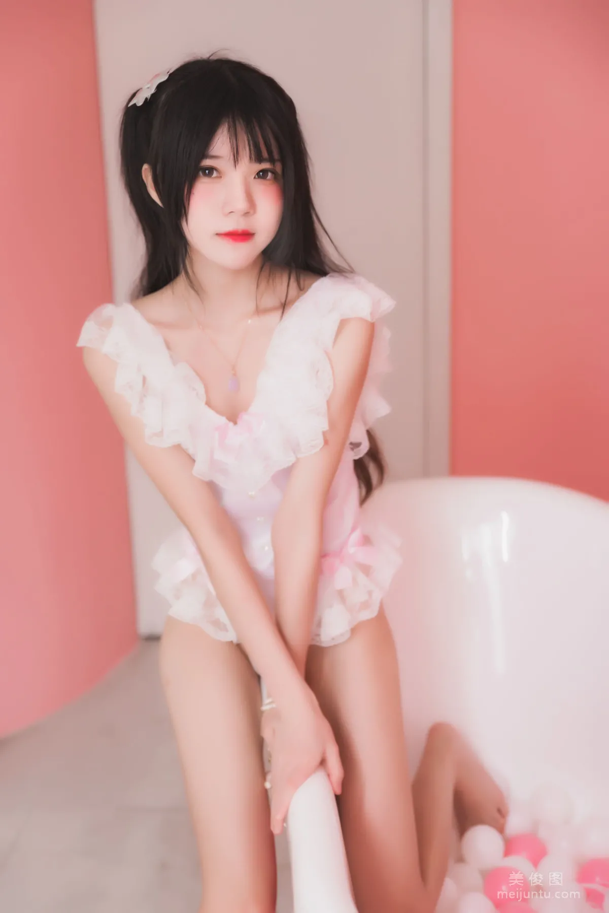 Ying Taomiao: Web Idols photo 24