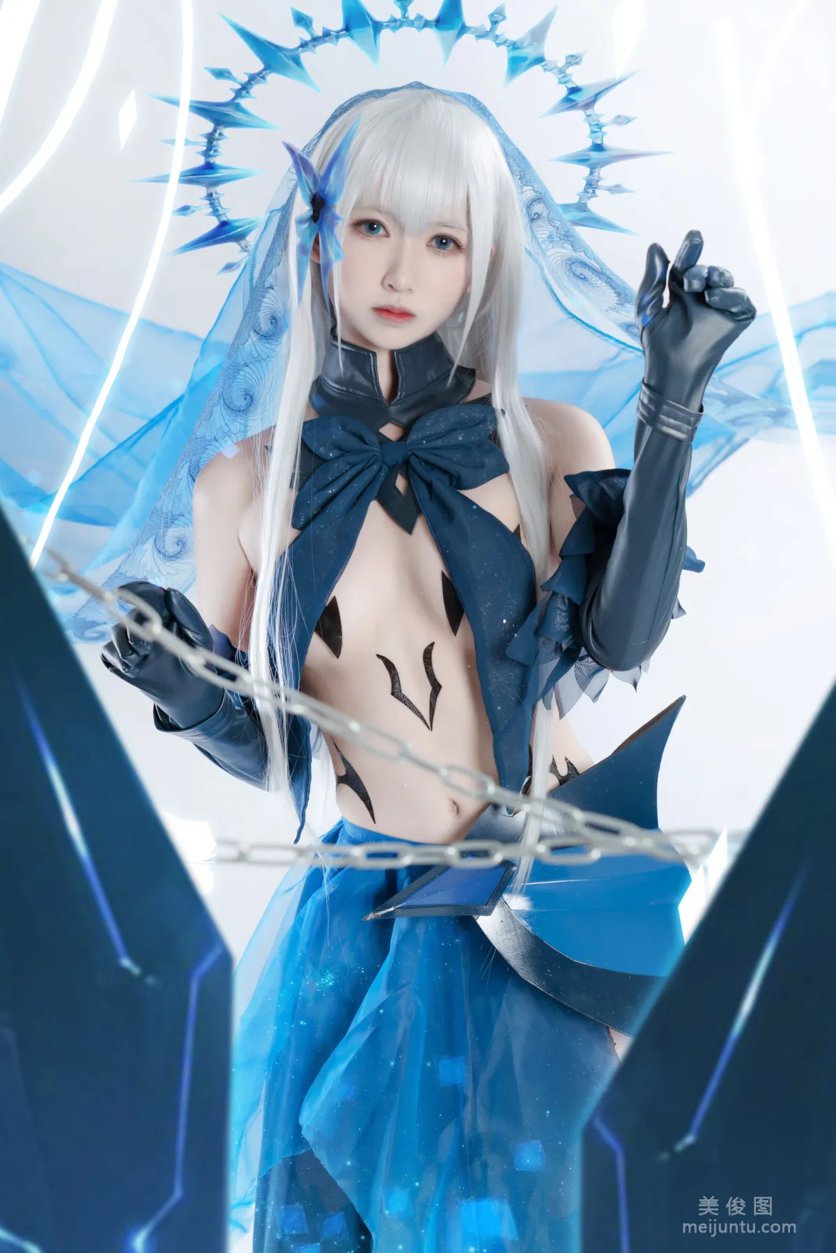 Manyu Feier: Web Idols photo 5