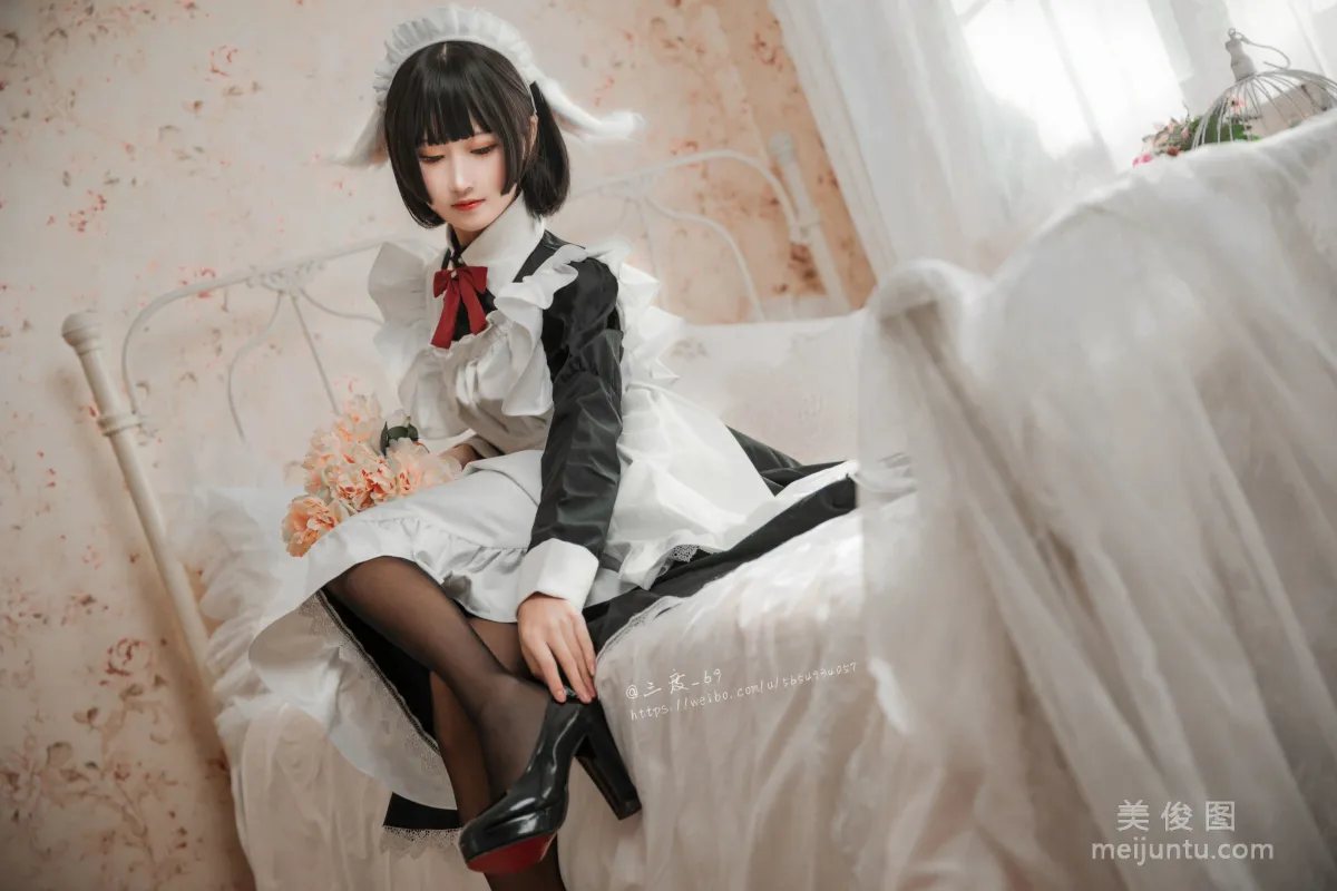 [Coser美女] 三度_69 《兔耳女仆》 寫真集 1